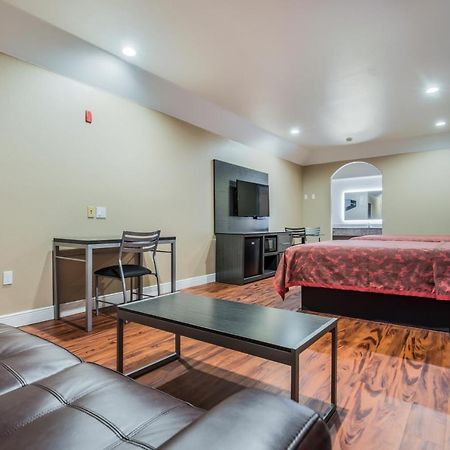 Scottish Inns & Suites Iah Airport-Beltway 8 Aldine エクステリア 写真