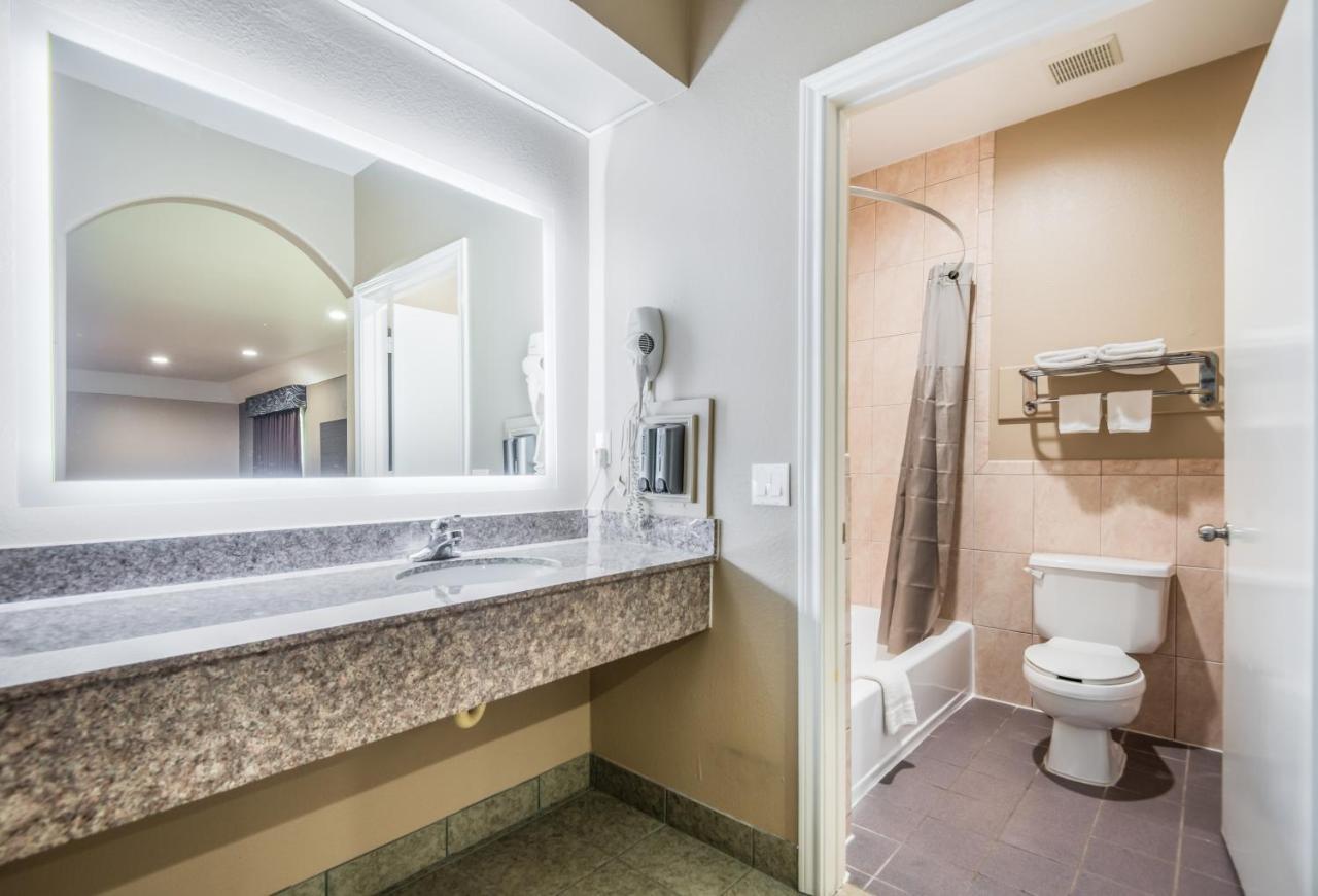 Scottish Inns & Suites Iah Airport-Beltway 8 Aldine エクステリア 写真