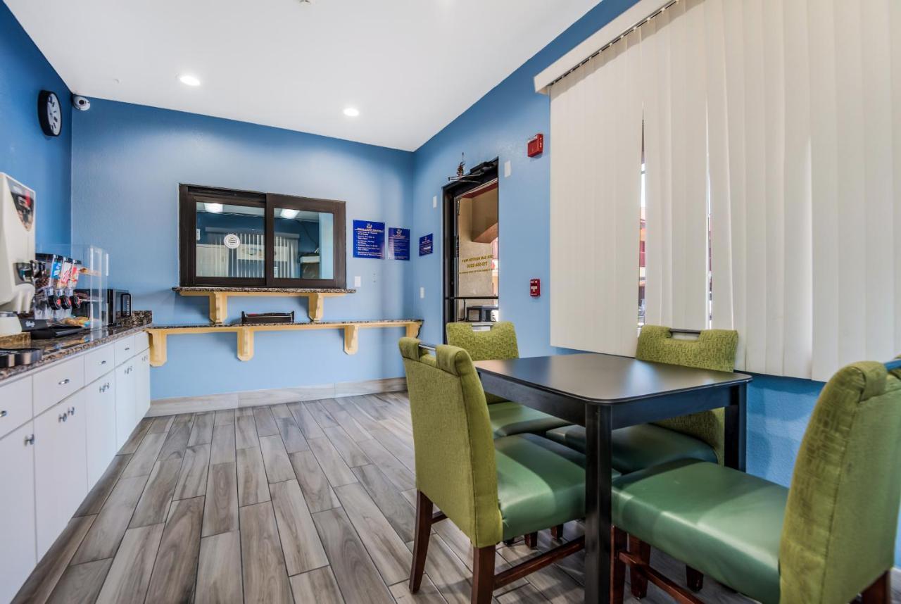 Scottish Inns & Suites Iah Airport-Beltway 8 Aldine エクステリア 写真